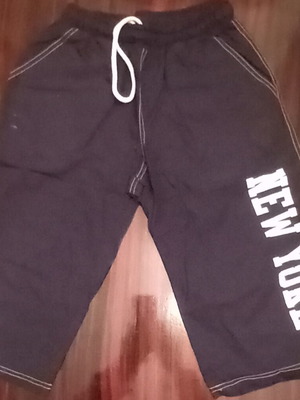 Children's bermuda shorts like new, size M