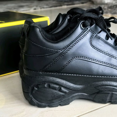 Buffalo Chunky Sneakers black vegan leather like new size 38