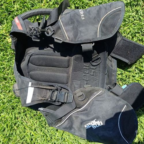 Seac Free Dive BCD used buoyancy compensator 1000D Cordura