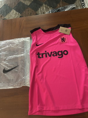 Chelsea Sleeveless Jersey new, authentic