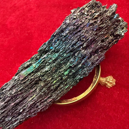 Crystal stone like new with stand, mineral with beautiful colors