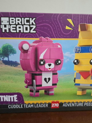 Lego Fortnite BrickHeadz 40760 Adventure Peely & Team Leader new