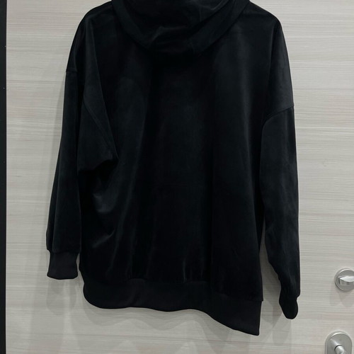 Women's sweatshirt