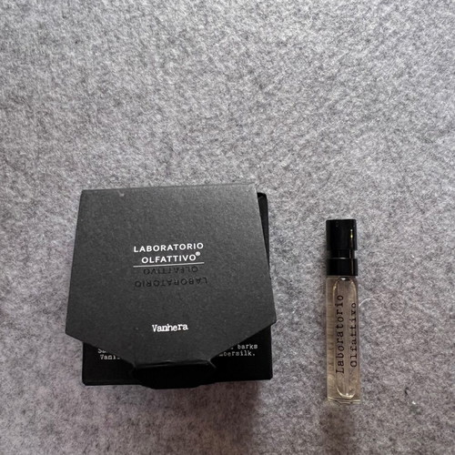 Vanhera Laboratorio Olfattivo perfume sample like new