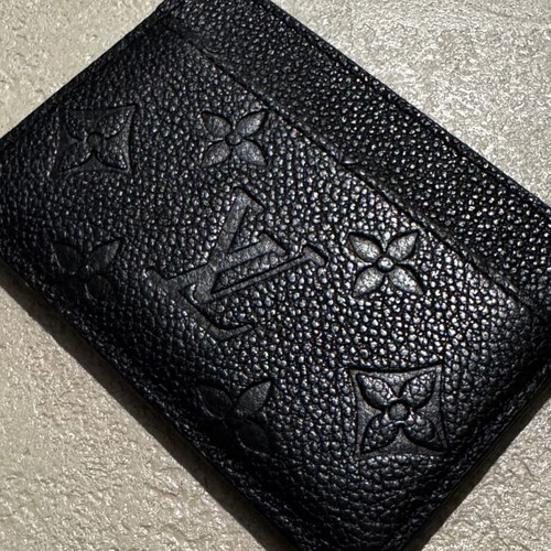 Louis Vuitton cardholder leather, like new, black