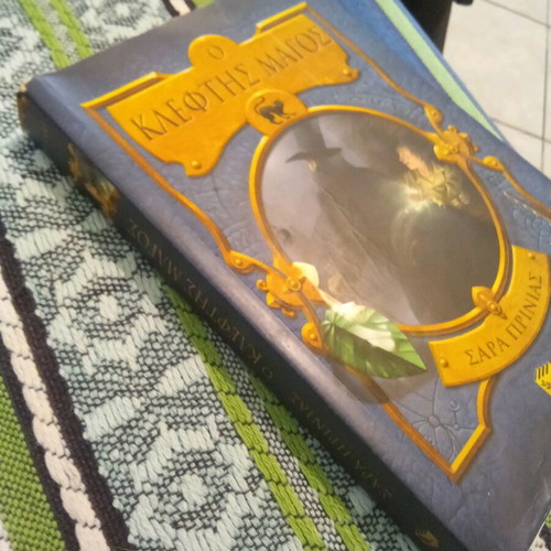The Thief Mage Sarah Prineas in very good condition