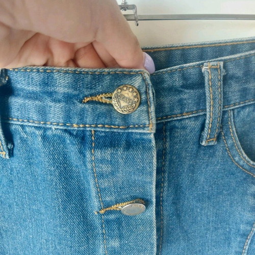 Denim mini skirt with buttons blue like new