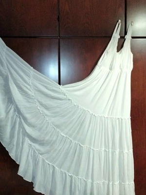 White Maxi Boho Dress like new, empire line with ruffles, 148 cm length