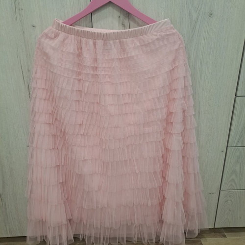 Tulle skirt pink like new, one size