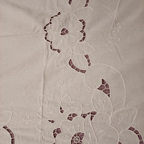 Linen embroidered tablecloth used with puff embroidery 1.75x2.50m