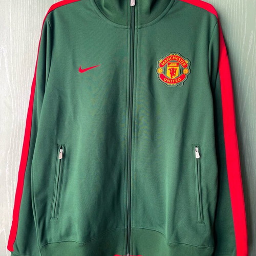 Manchester United jacket size medium new
