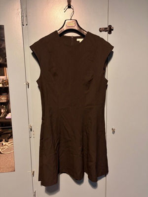 Black midi dress H&M new, size medium