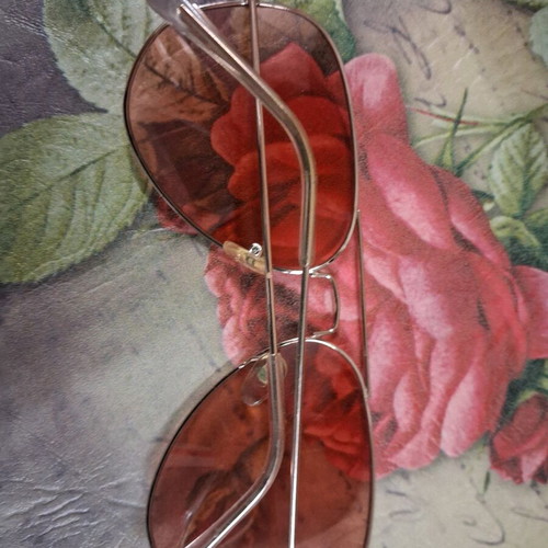 Pink sunglasses like new