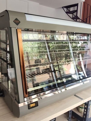 Fresh Profi Heated Display Case like new, gray tabletop