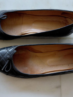 Kalogirou black leather quilted ballerinas with grosgrain details, size 40