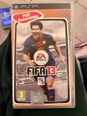 Fifa 13 for PSP like new with manual and case
