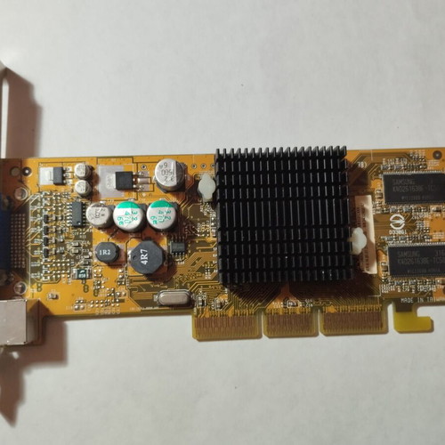 Prolink PixelView GeForce4 MX 440-8X graphics card used, 64 MB DDR SRAM