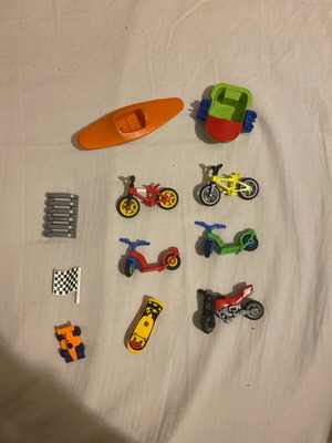 Playmobil bicycles, scooter, motorcycle, samp, boat, flag, formula
