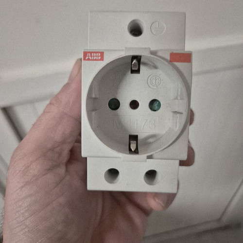 ABB M1173 Modular Schuko Socket for DIN Rail