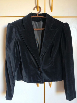 Short classic velvet jacket like new, black, size M