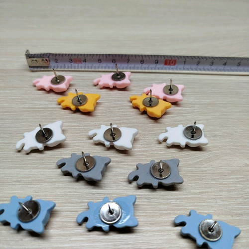 Push pins with kittens new, set of 15 pieces