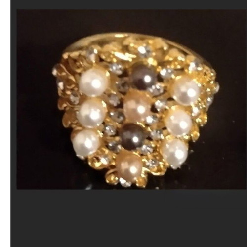 Ring with three-color pearls new, yellow gold plated