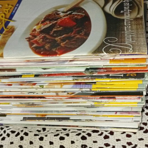 Cookbooks like new, collection of 71 booklets