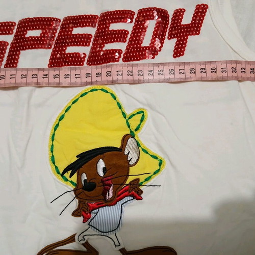 Speedy Gonzales Ice B Iceberg top like new, white cotton
