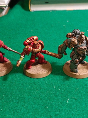 Warhammer 40K painted miniatures set 1, 5 miniatures new