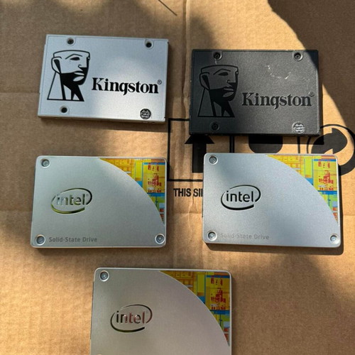 SSD 2.5" 120GB πακέτο 5 τεμαχίων, σαν καινούργιο, Intel και Kingston