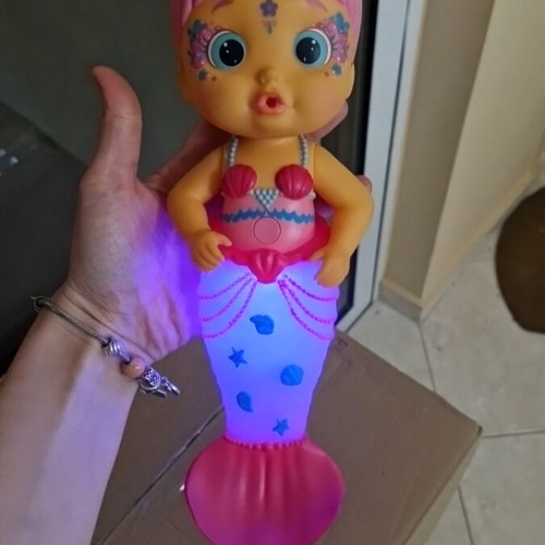 Bloopies Mermaid Sweety Light-Up Tail doll like new