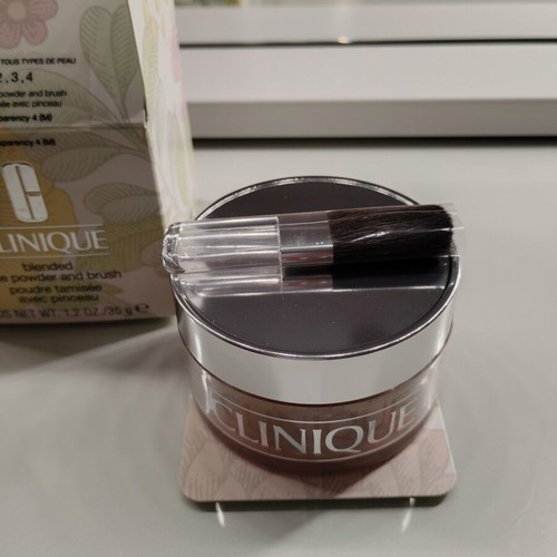 Clinique blended face powder and brush new
