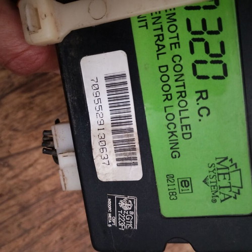 Central locking unit Fiat Ulysse M320