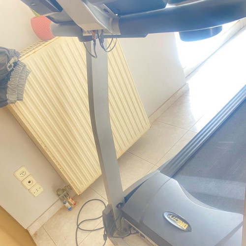 DK City Treadmill like new