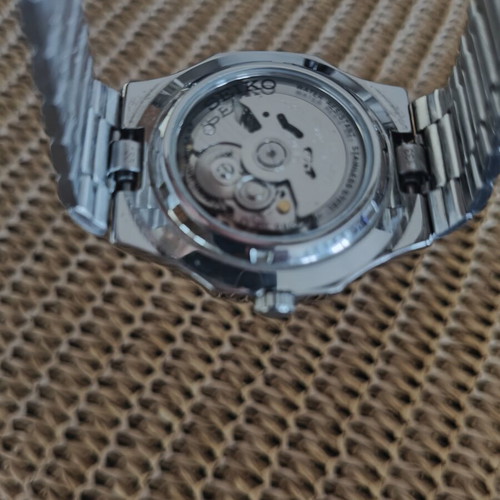 Seiko 5 Nautilus SNKK47 watch like new, unisex