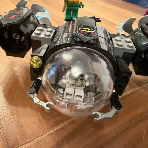 Batman Bat Sub and the Underwater Clash LEGO set 76116