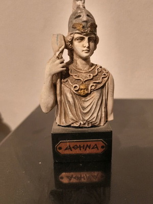 Mirko Athena statue used