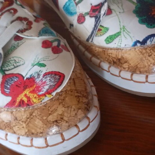 Women's floral shoes with laces and zipper like new, size 41, multicolor