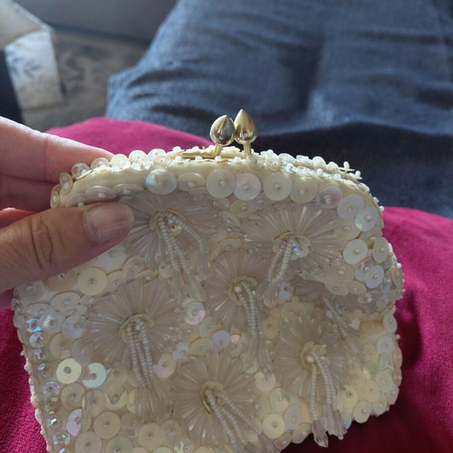 Vintage clutch bag like new with white sequins and beads