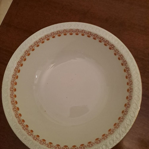 Dinnerware set from German Bavaria porcelain 69 pieces like new
