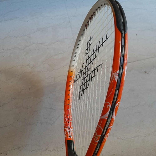Top Life tennis racket like new