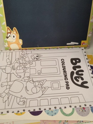 Bluey children's bag with markers, chalkboard, stickers, and drawing set like new