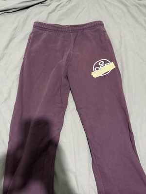 Off-White sweatpants used, size L, pink and purple