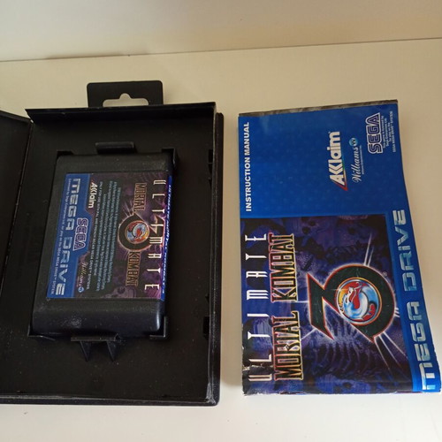 Ultimate Mortal Kombat game for Sega Mega Drive, complete with manual