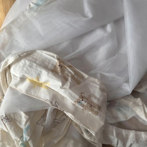 Mothercare baby crib bedding set like new, 4 pieces