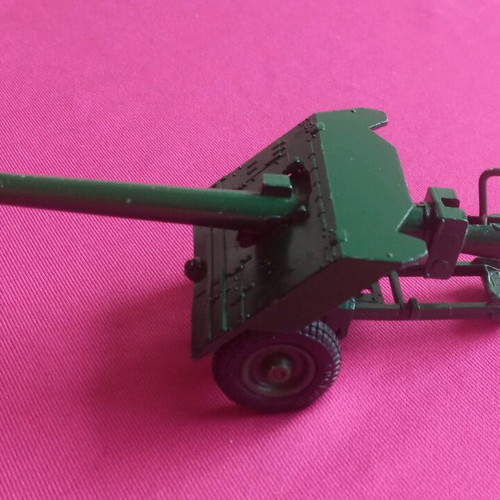 Metal British miniature cannon used vintage 1970