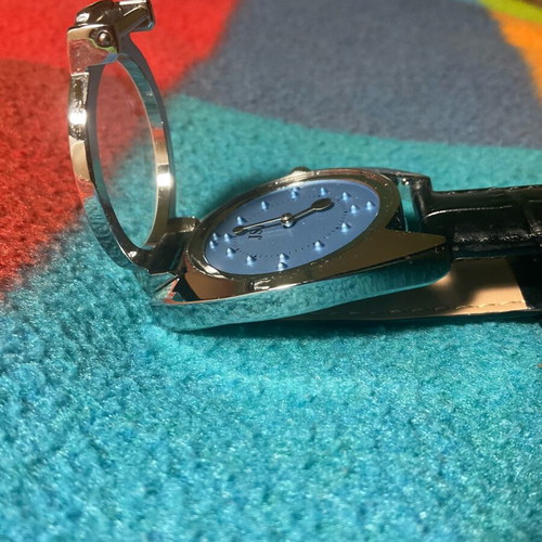 Jsj analog watch with Braille for visually impaired, new, black and blue