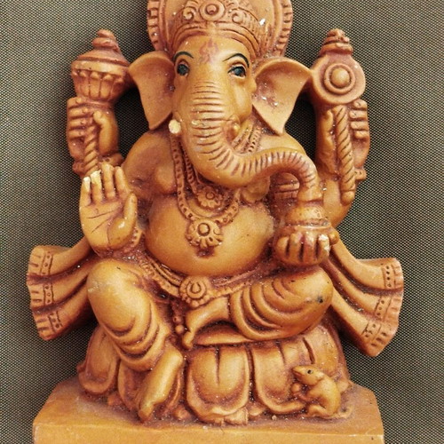Lord Ganesh decorative showpiece statue used for home and temple decor