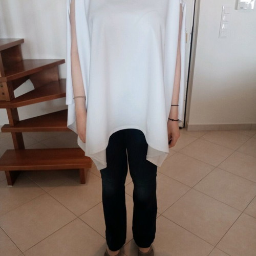 Long asymmetric blouse with print like new, white