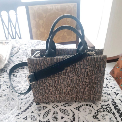 Stradivarius crossbody bag like new, beige with durable fabric